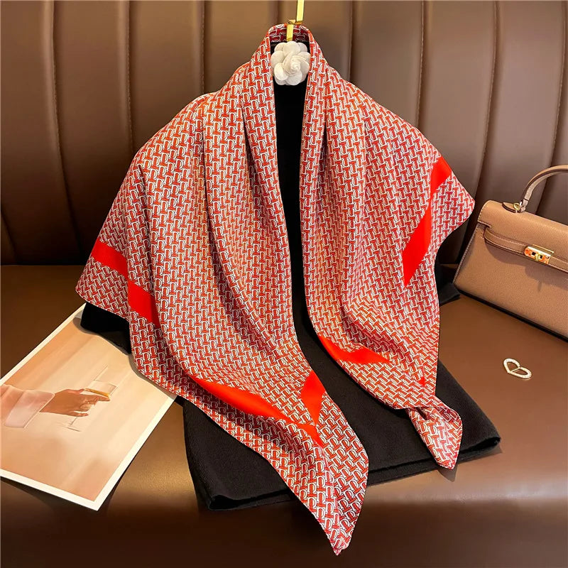 وشاح مربع فاخر ساتان ناعم للنساء